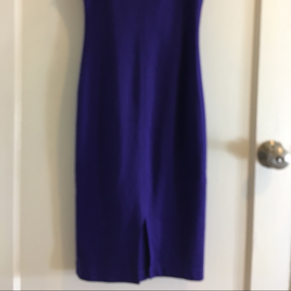 Dress - Picture 3 of 4